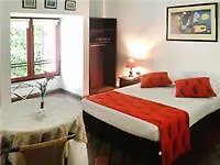 ***  Hotel Neuchabel Cali Colombia